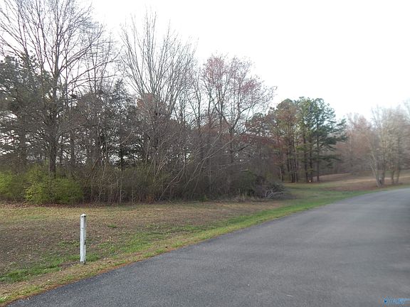 4th image of 4.6 Garden Gate Cir