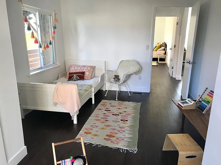 337 Marie Ave — Photo 13
