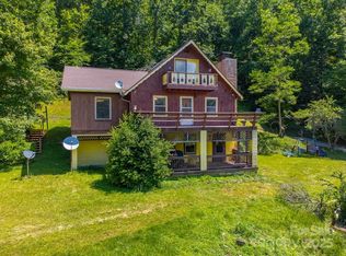 11895 Canada Rd, Tuckasegee, NC 28783