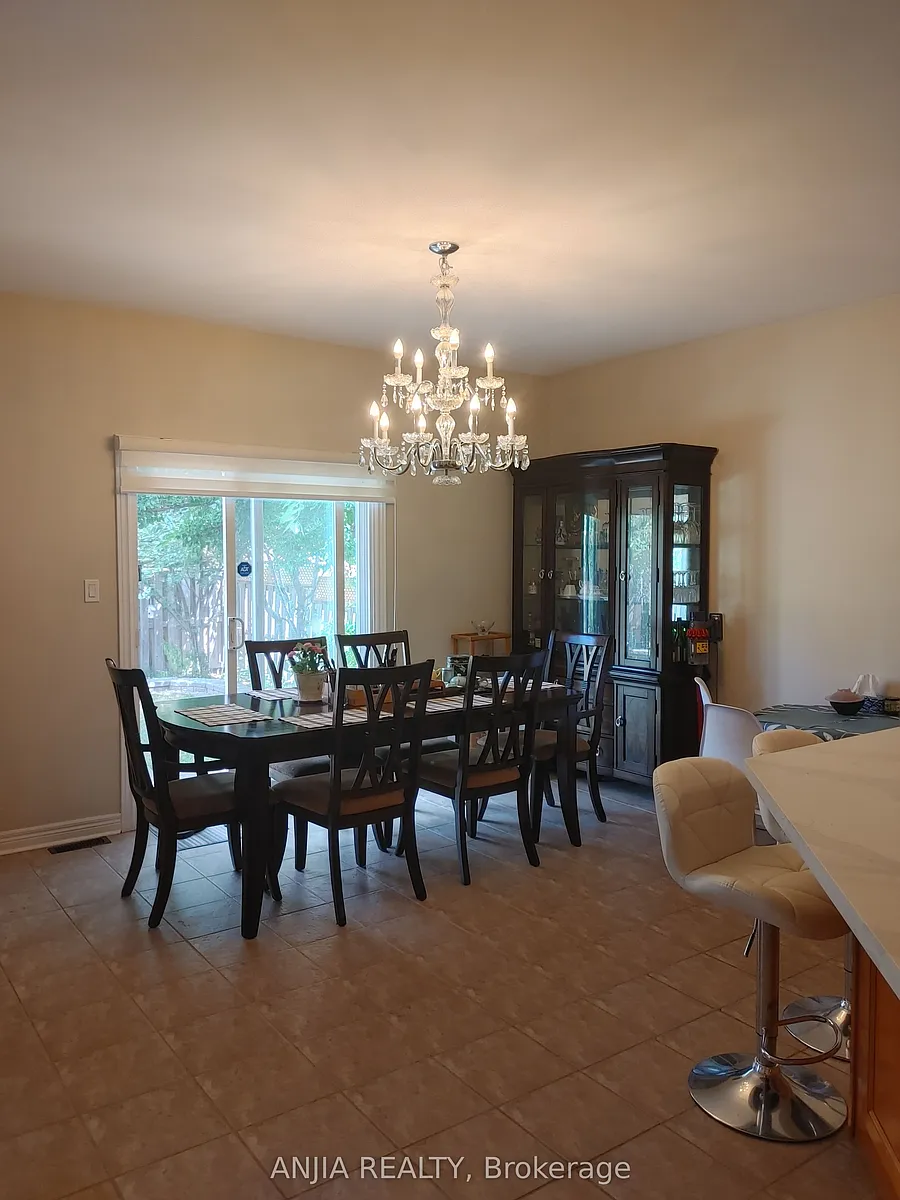 Building Photo - 73 Gracedale Dr #3