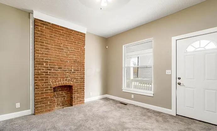 137 Avondale Ave — Photo 11