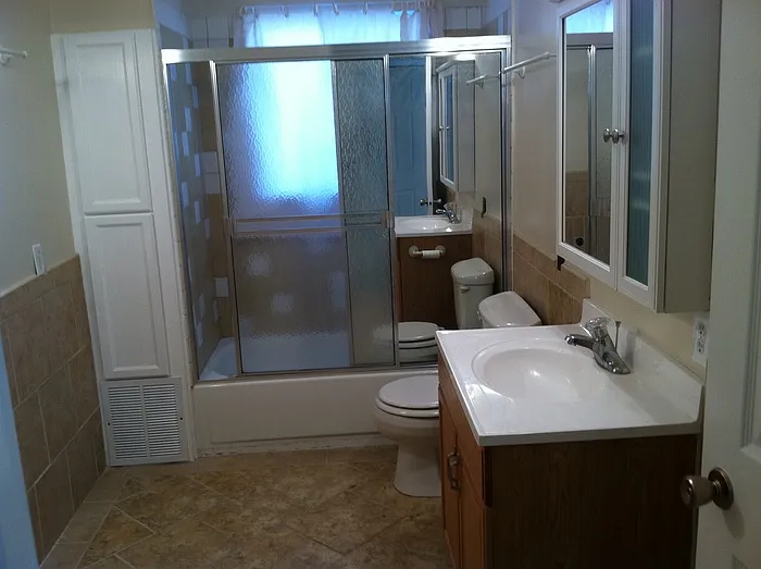 479 E Bridlewood Dr #UPSTAIRS — Photo 6