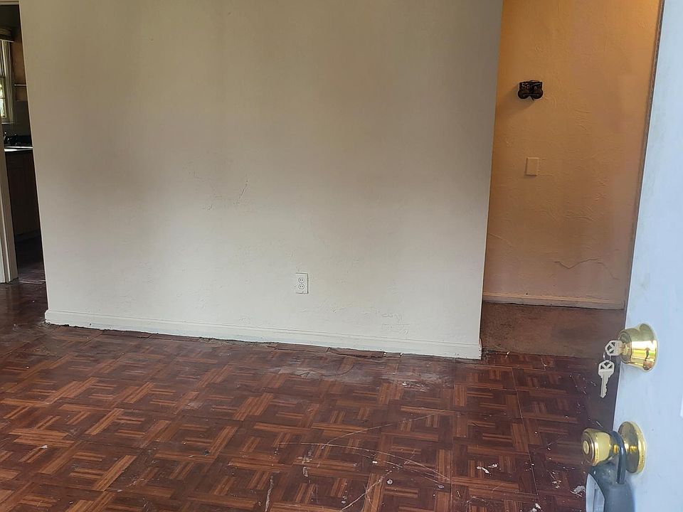 1st image of 1303 Catalpa Dr