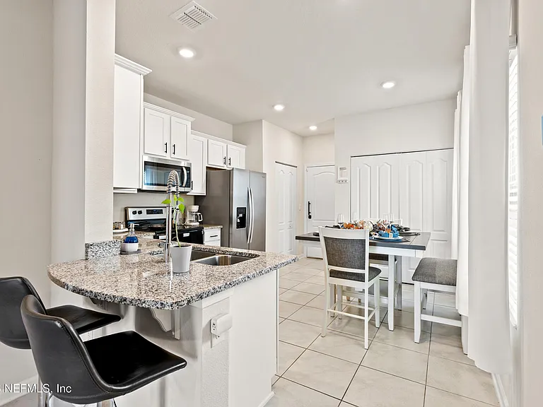 24 Oarsman Crossing Dr — Photo 9