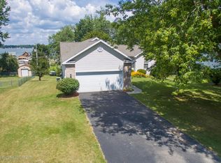 590 Ramsey Ln, Pleasant Lake, MI 49272