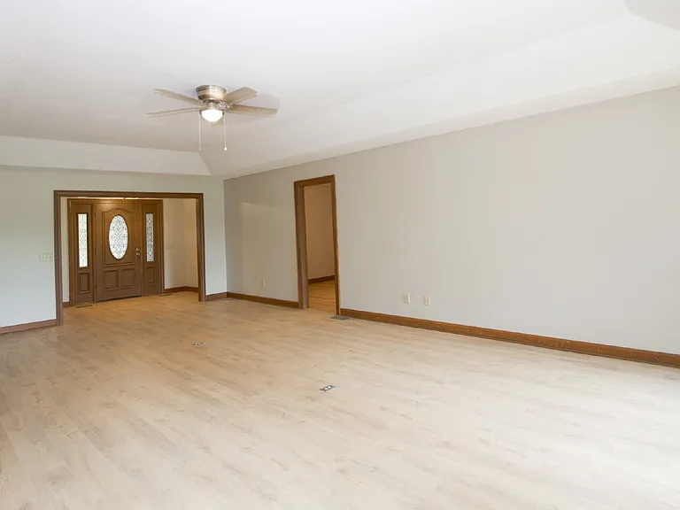 962 Water Oak Pl — Photo 13