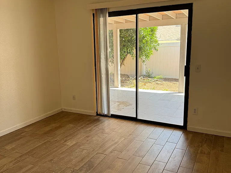 28272 Encanto Dr — Photo 3