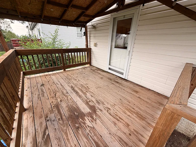 908 Mineral Dr — Photo 2