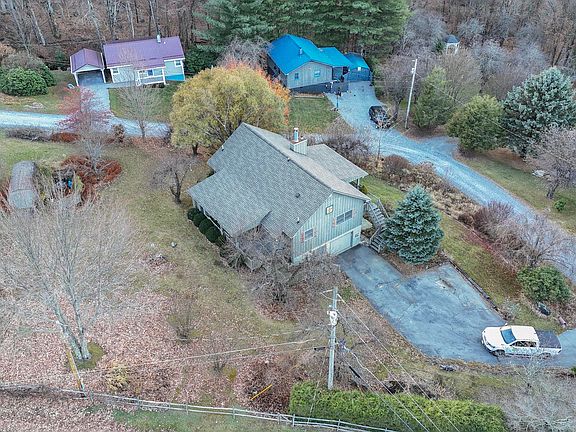 2nd image of 105 Orchard Dr