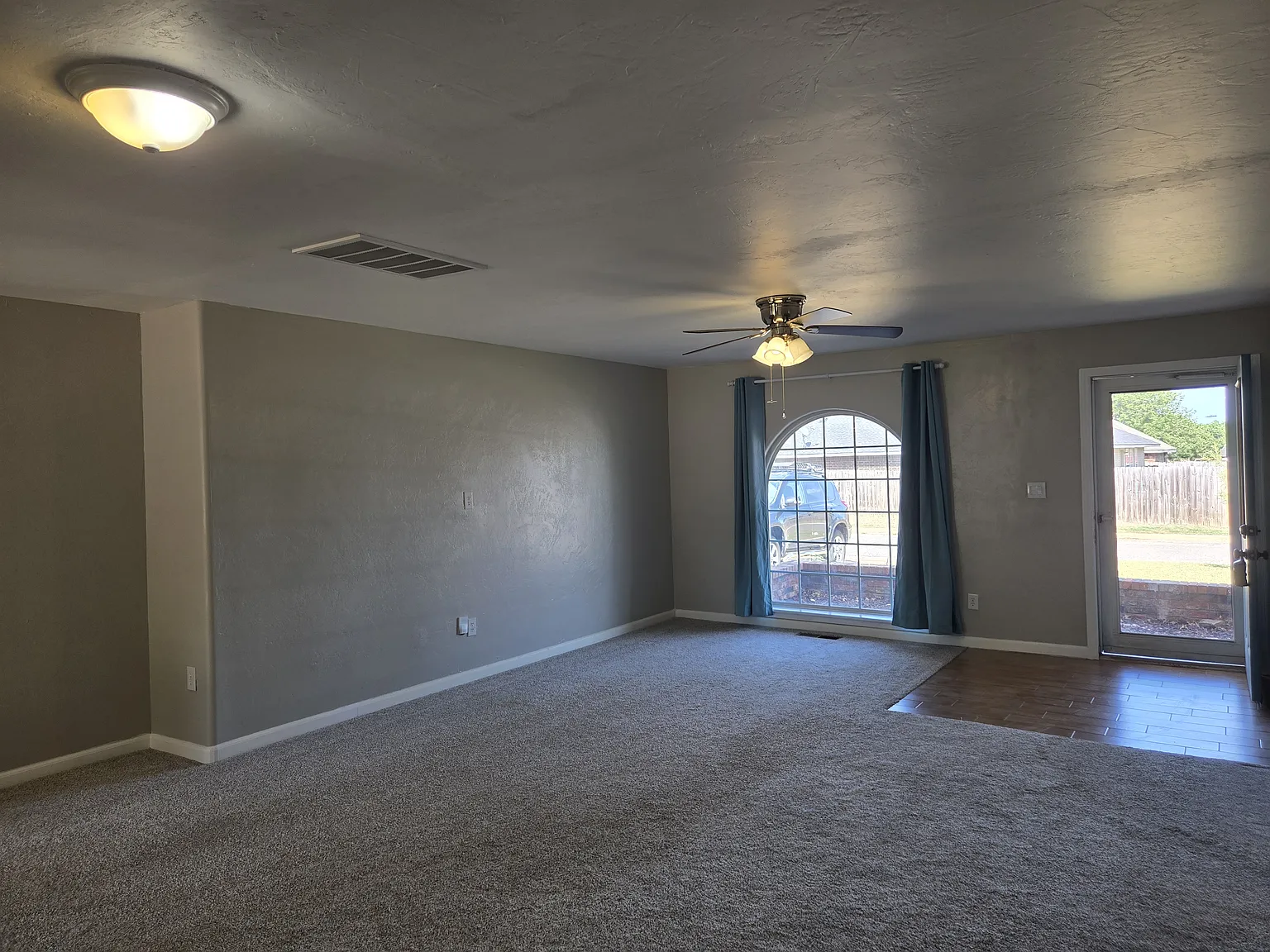 3 bed, 1488 sqft, $1,595 — Photo 4