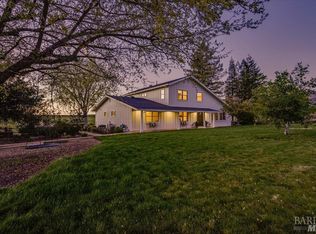 142 Kreuzer Ln, Napa, CA 94559