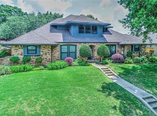 1111 Derbyshire Ln, Carrollton, TX 75007