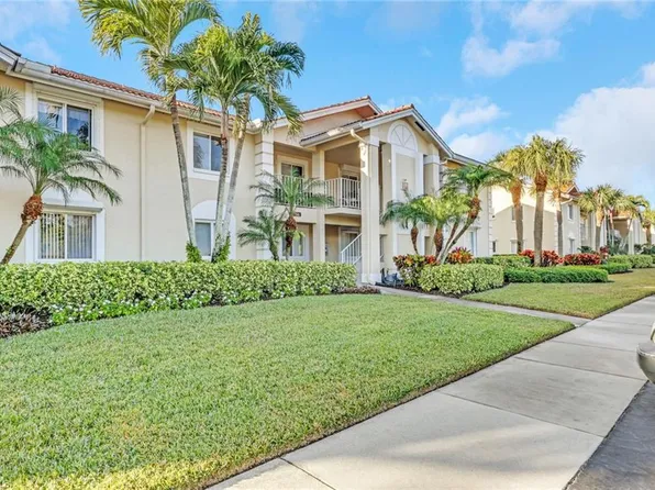 7766 Emerald CIR #R203, NAPLES, FL 34109