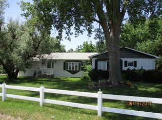422 Evergreen Rd, Kearney, NE 68845