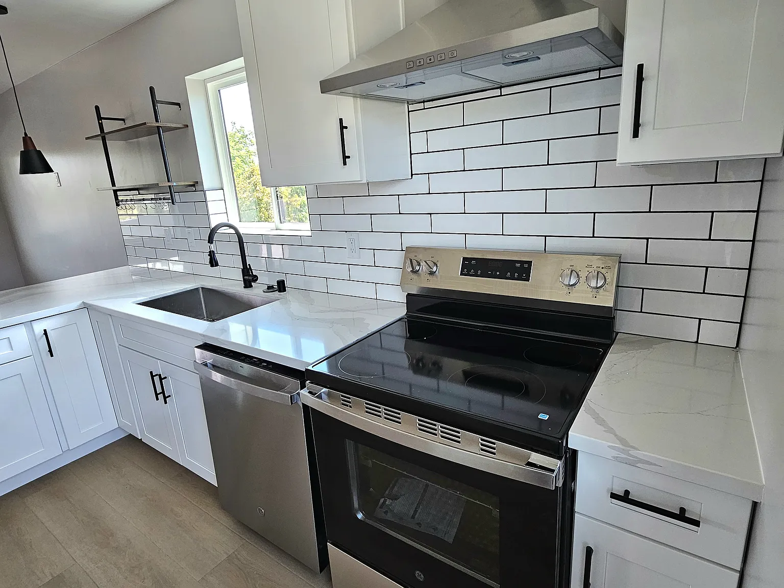 1 bed, 600 sqft, $1,895 — Photo 1