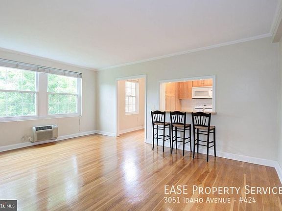 4th image of 3051 Idaho Ave NW APT 424