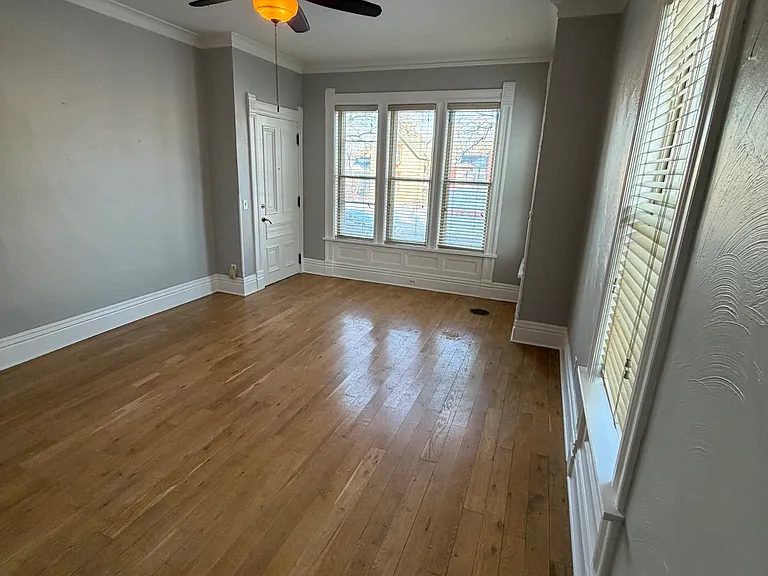 6018 14th Ave #4 — Photo 2