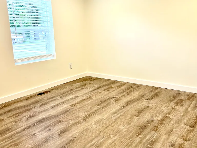 410 Milligan St NE — Photo 14