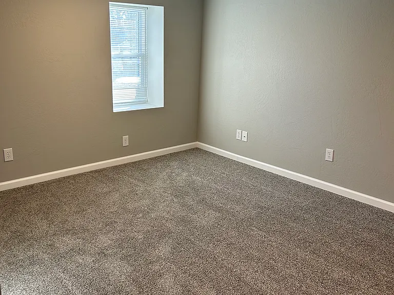 240 W School St #238 — Photo 5