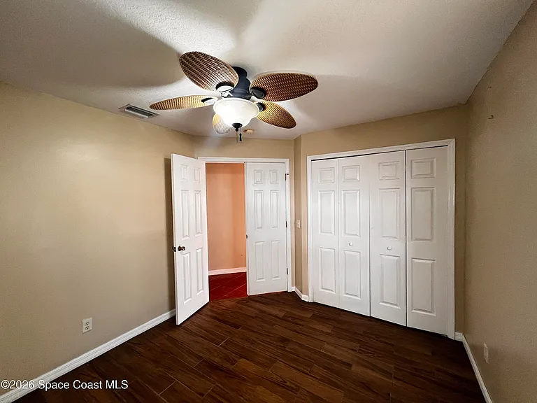 1960 Myrtle Ct NE — Photo 10