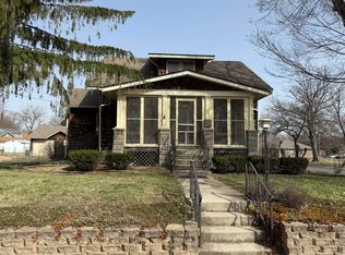 253 W Summit St, Marshall, MO 65340