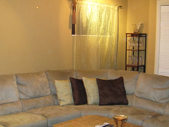 Down Family Room NW View