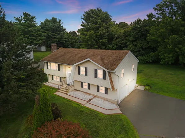 783 Chamberlain Highway, Berlin, CT 06037