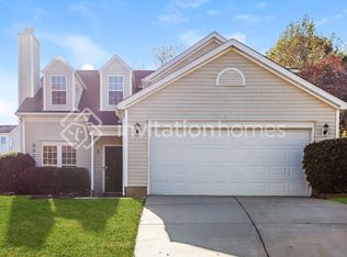 9906 Sweet Plum Dr, Charlotte, NC 28215