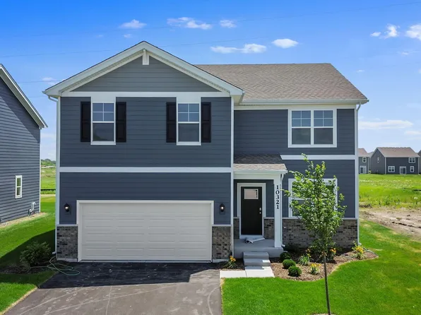 10321 Blaine St, Crown Point, IN 46307