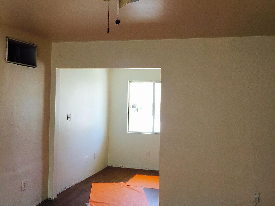 2nd image of 55672 Pueblo Trl