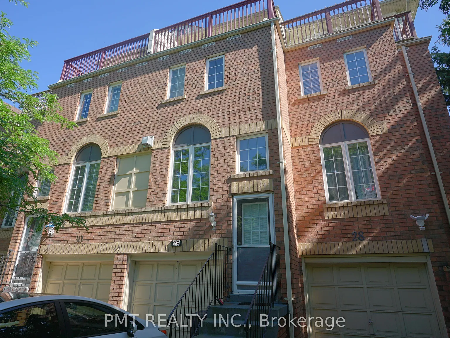 3 bed, $2,500 — Photo 1