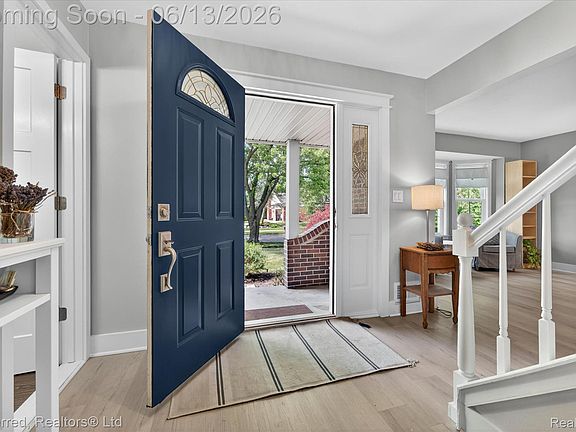 5th image of 43751 Oakbrook Rd