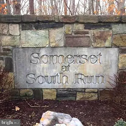 3 bed, 4.0 bath, 2844 sqft, $3,400 — Photo 3
