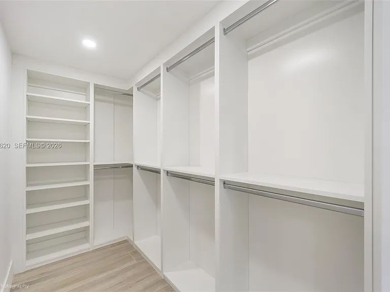 1654 SW 18th Ave — Photo 10