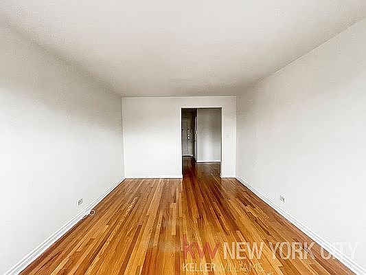 4th image of 166 Vanderbilt Ave #2J