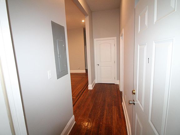 4th image of 2843 Melrose Ave APT 1