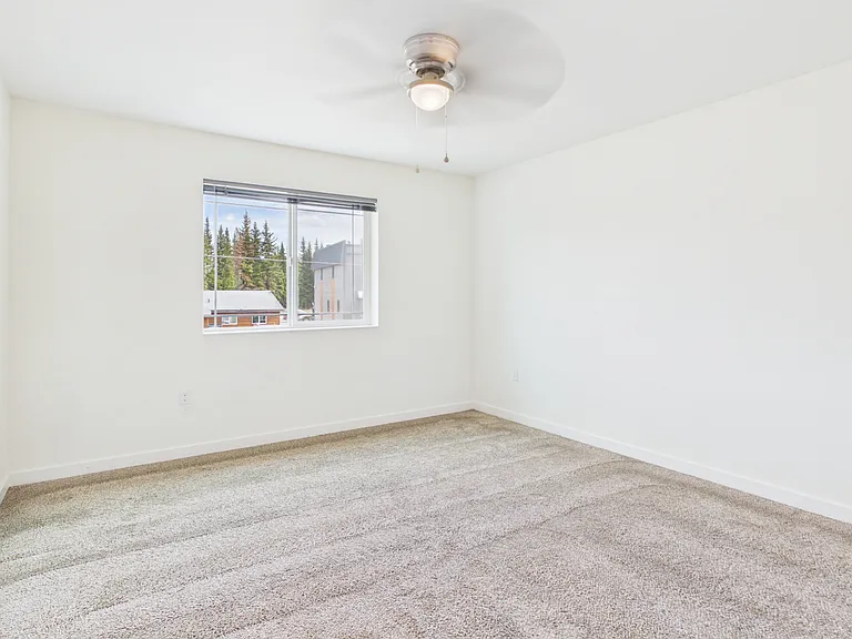 330 Park Way #B — Photo 19