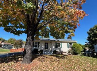 3937 Vauxhall Rd, Roanoke, VA 24018