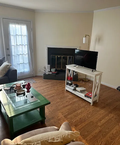 1174 N Vermont St — Photo 18