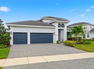 5027 Kiva Cir, Lakewood Ranch, FL 34211