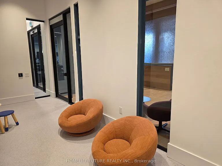 1720 Bayview Ave #430 — Photo 20