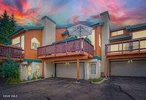 1st image of 840 Imperial Dr