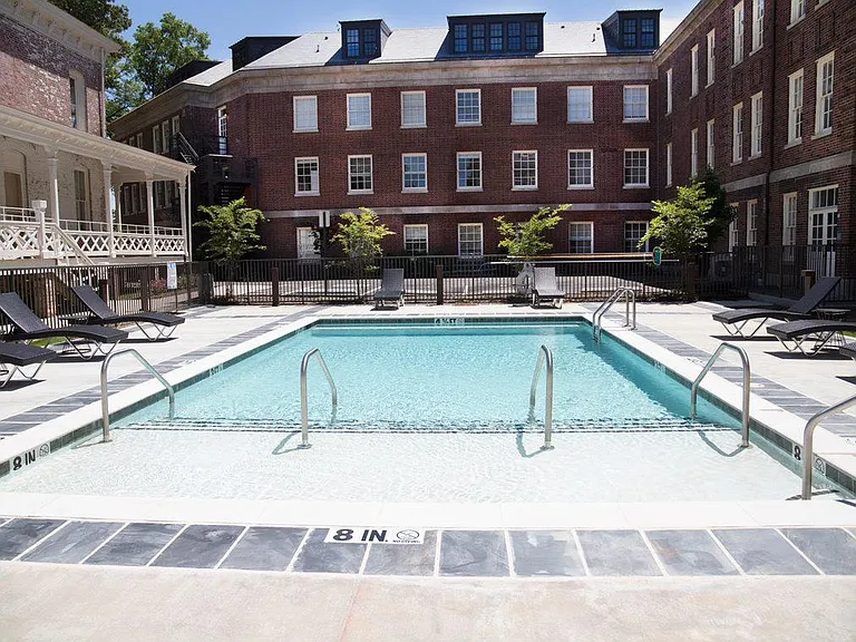 The Marine Residence — Photo 12