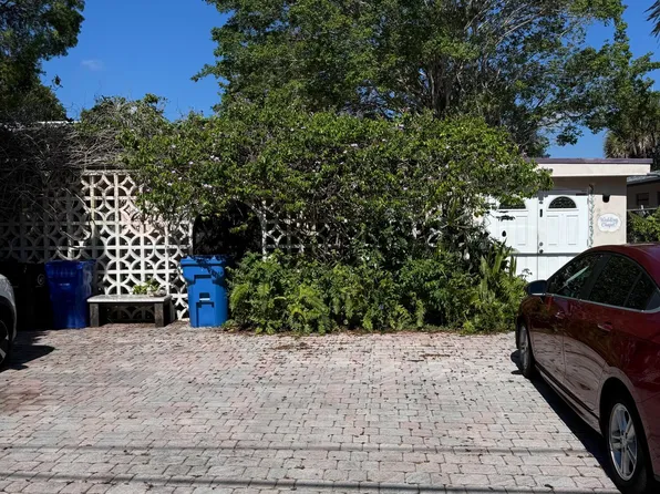1805 N Dixie Highway #1805, Fort Lauderdale, FL 33305