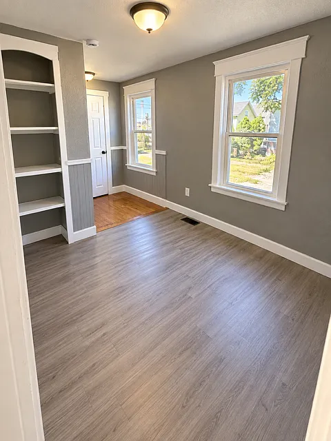 12 Lodi St #1