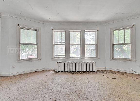 3rd image of 8052 Keating Ave