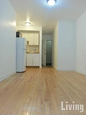 Rented by Living New York | media 17