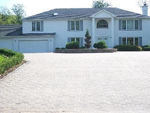 1st image of 23021 S Oakland Dr