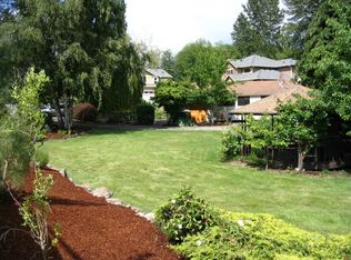 20318 80th Ave NE, Kenmore, WA 98028