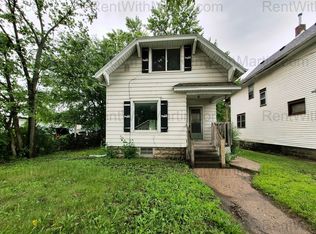 912 Broadway St, Waterloo, IA 50703